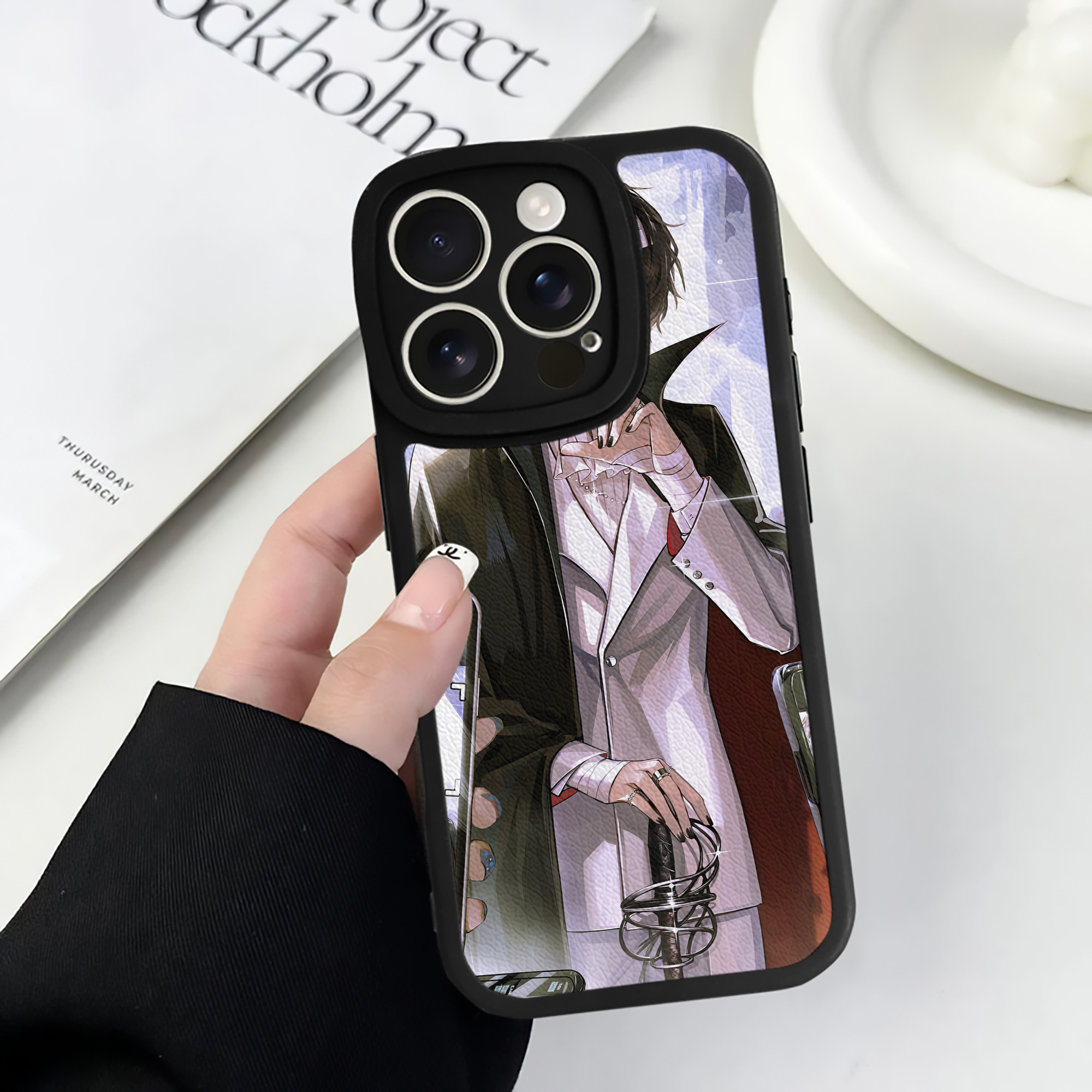 （画像用） 文豪ストレイドッグス Bungo Stray Dogs 【iPhone 16シリーズ対応】シリコンスマホケース（レザー調） 材質：シリコン